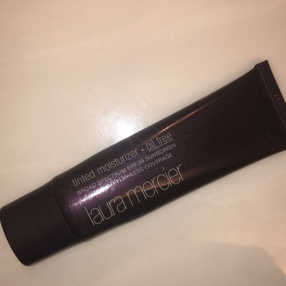 Laura Mercier Tinted Moisturizer